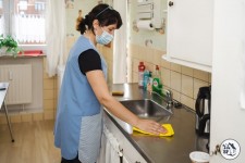 Aide familiale - Effectuer les tâches ménagères et entretenir l'hygiène de la cuisine